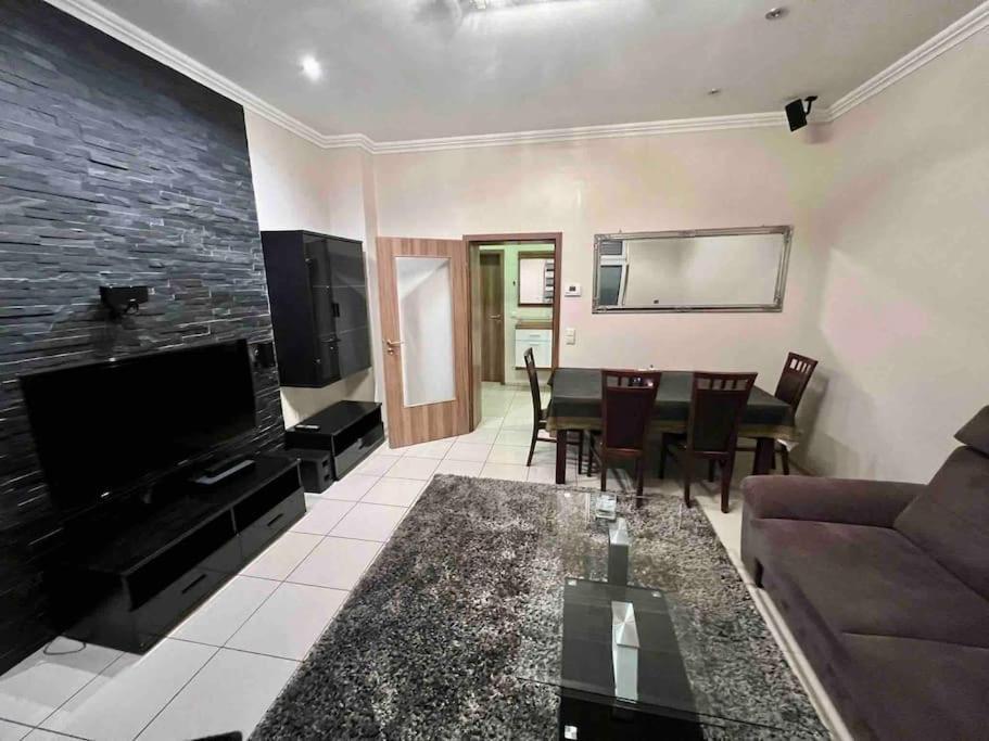 Modernes Appartement In Guter Lage In إسن المظهر الخارجي الصورة